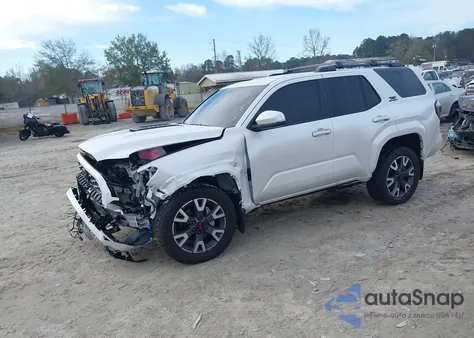 2025 Toyota 4Runner from USA, damaged, VIN JTEZA5BR3S5039016